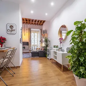 Apartamento Homeabroad - Deluxe Constitucion, Málaga